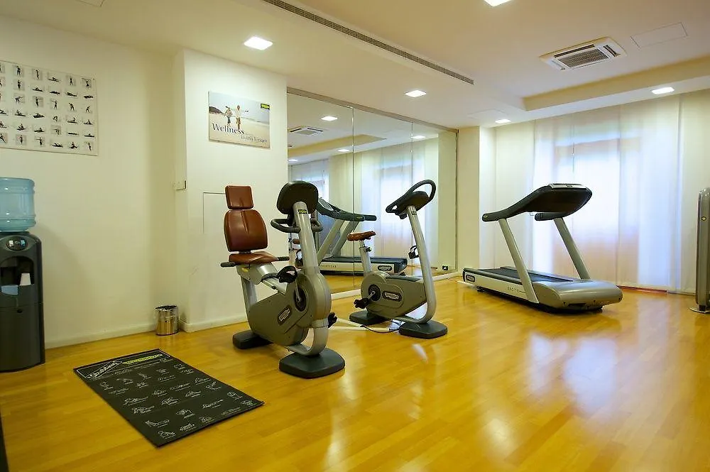 Four Points By Sheraton Siena 4*,
