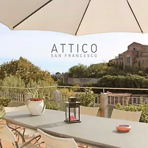 Apartment Attico San Francesco, Siena