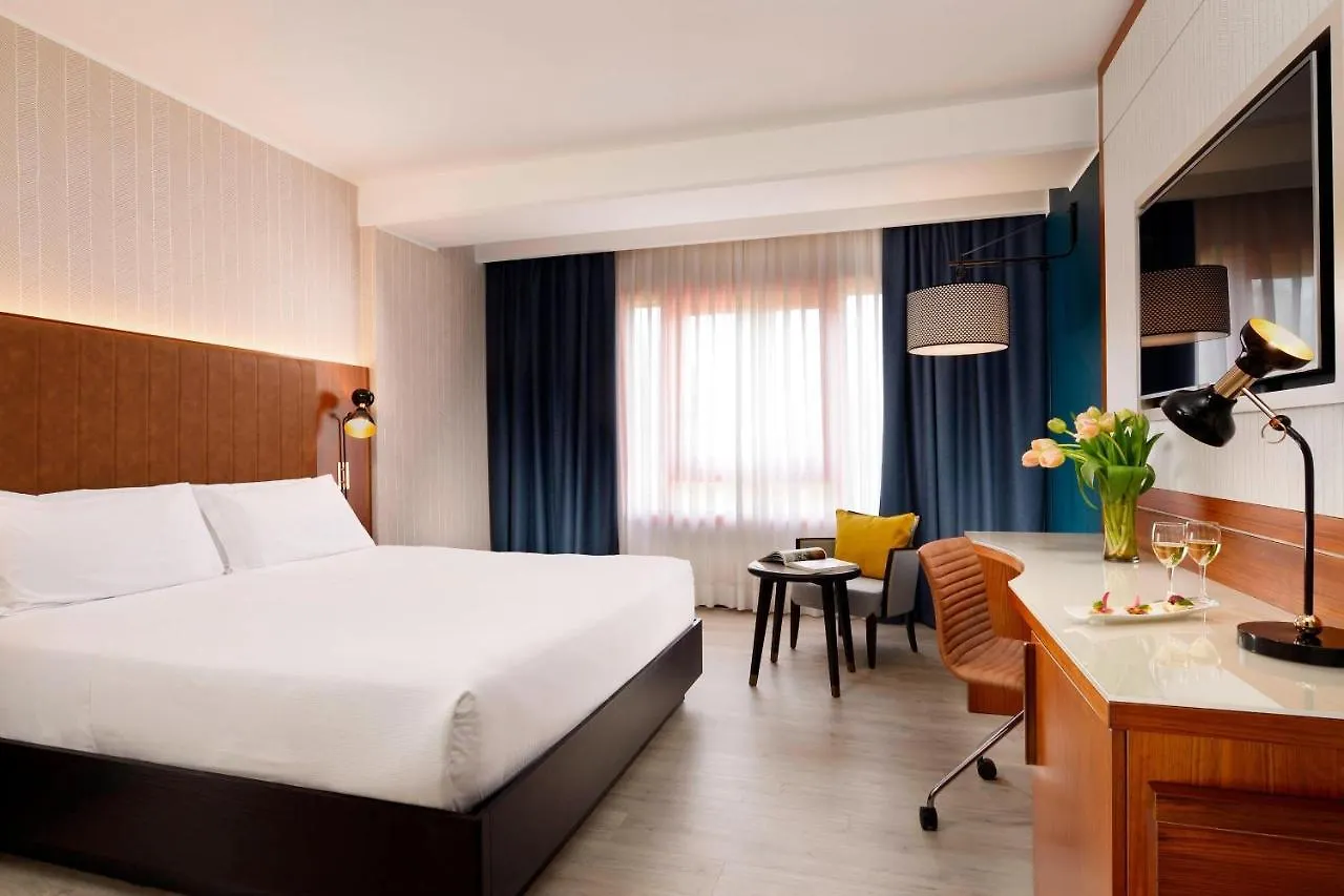 Hotel Four Points By Sheraton Siena