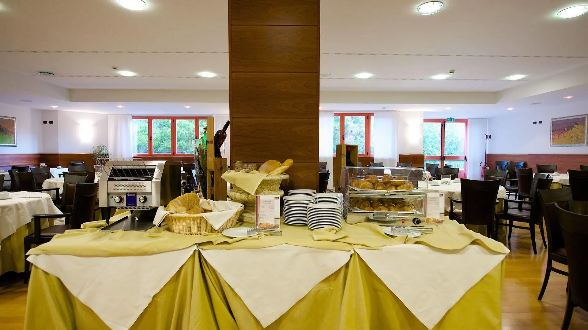 **** Hotel Four Points By Sheraton Siena Italy