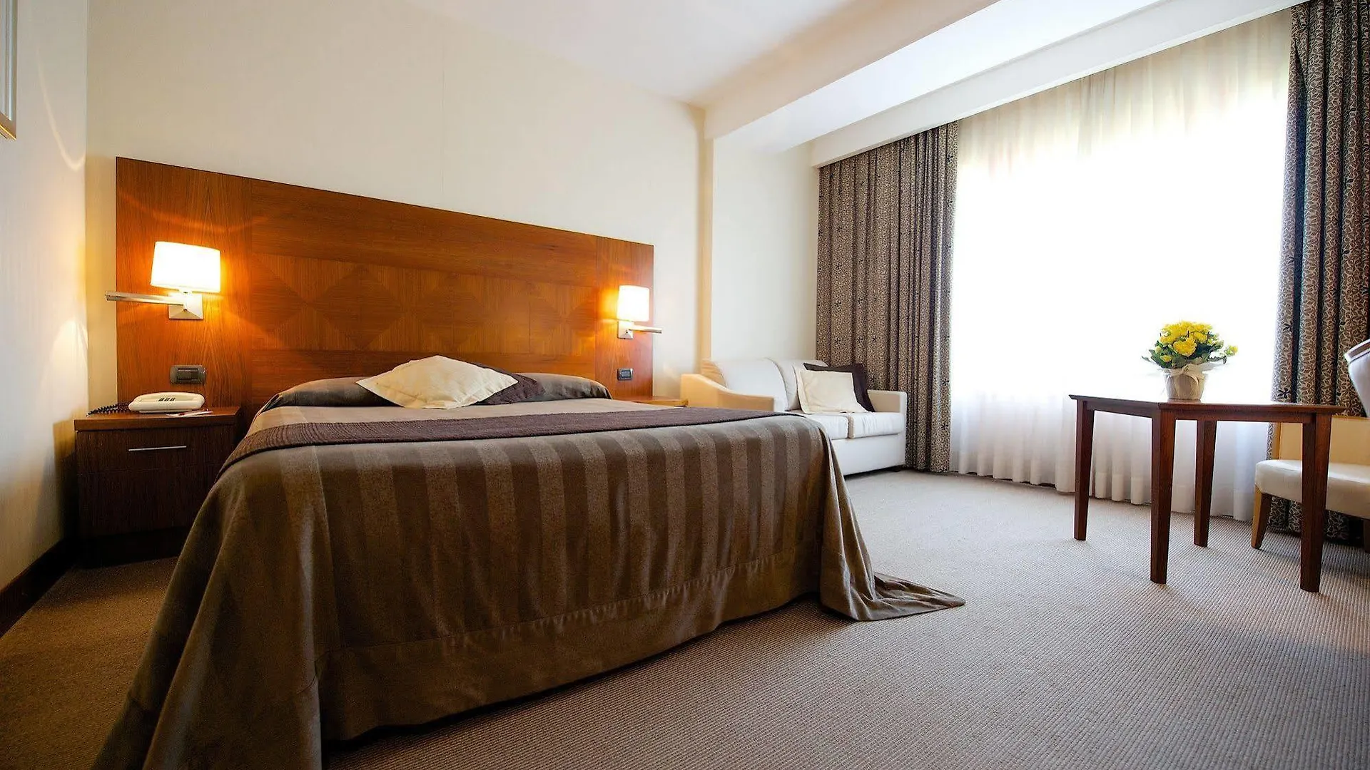 Four Points By Sheraton Siena 4*,  Italy
